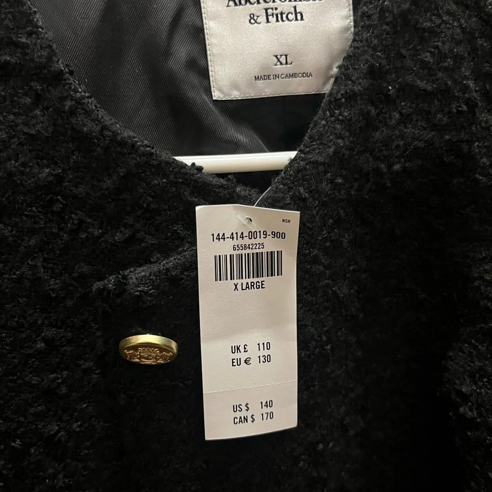 Abercrombie & Fitch Black Blazer with Gold Accents - Picture 5 of 5